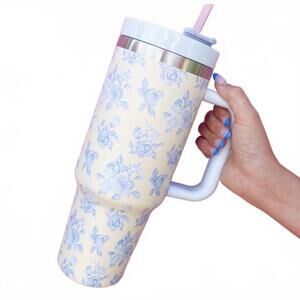NEW SWIG floral tumbler in blue